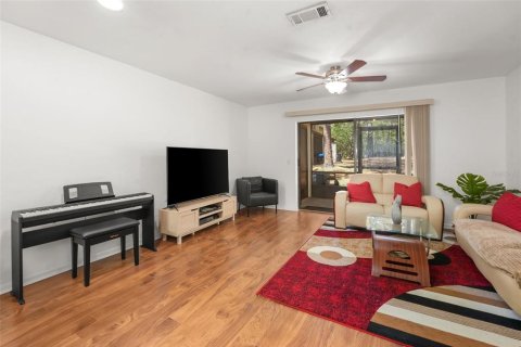 Copropriété à vendre à Gainesville, Floride: 2 chambres, 101.08 m2 № 2205143 - photo 6