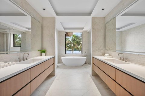 Casa en venta en Lantana, Florida, 5 dormitorios, 604.89 m2 № 2190216 - foto 18