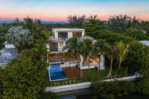 Casa en venta en Lantana, Florida, 5 dormitorios, 604.89 m2 № 2190216 - foto 2