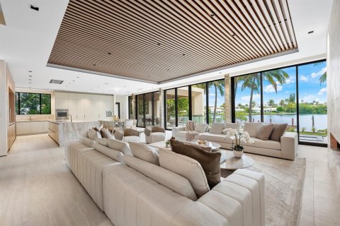 Casa en venta en Lantana, Florida, 5 dormitorios, 604.89 m2 № 2190216 - foto 7