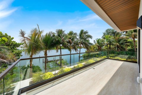 Casa en venta en Lantana, Florida, 5 dormitorios, 604.89 m2 № 2190216 - foto 17