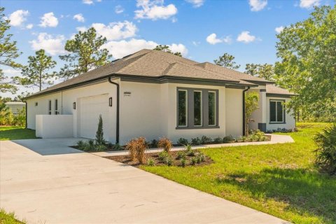 House in Orlando, Florida 4 bedrooms, 260.96 sq.m. № 1632262 - photo 4