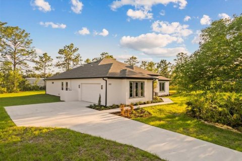 House in Orlando, Florida 4 bedrooms, 260.96 sq.m. № 1632262 - photo 2