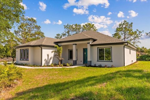 House in Orlando, Florida 4 bedrooms, 260.96 sq.m. № 1632262 - photo 1