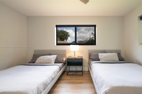 Casa en venta en Fort Lauderdale, Florida, 3 dormitorios, 189.52 m2 № 1728280 - foto 29