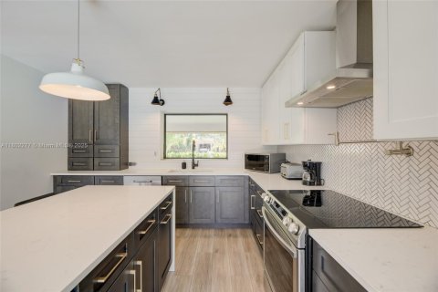 Casa en venta en Fort Lauderdale, Florida, 3 dormitorios, 189.52 m2 № 1728280 - foto 18