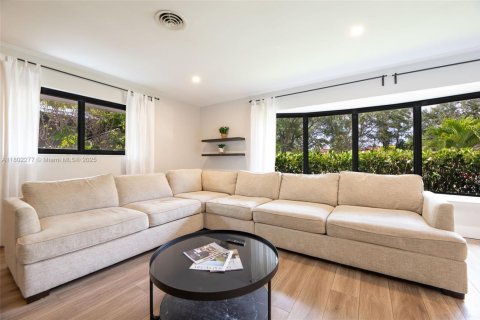 Casa en venta en Fort Lauderdale, Florida, 3 dormitorios, 189.52 m2 № 1728280 - foto 9
