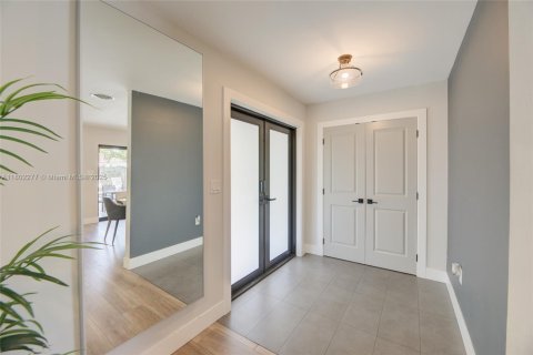 Casa en venta en Fort Lauderdale, Florida, 3 dormitorios, 189.52 m2 № 1728280 - foto 21
