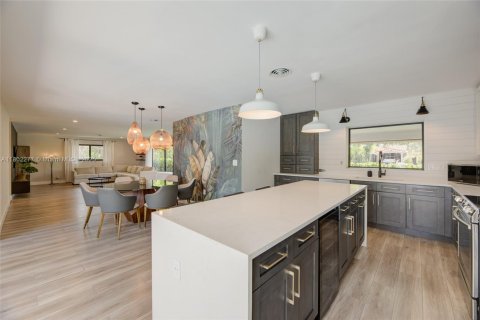 Casa en venta en Fort Lauderdale, Florida, 3 dormitorios, 189.52 m2 № 1728280 - foto 17