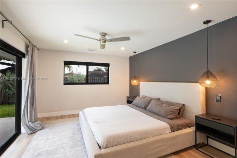 Casa en venta en Fort Lauderdale, Florida, 3 dormitorios, 189.52 m2 № 1728280 - foto 23