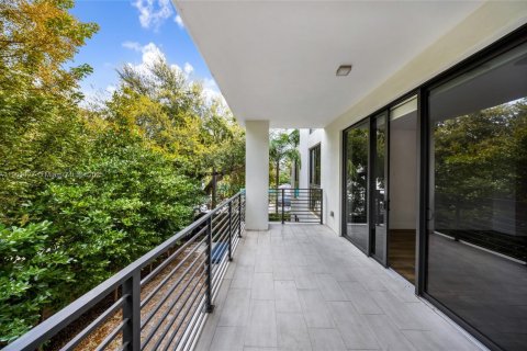 Villa ou maison à louer à Miami, Floride: 2 chambres, 147.99 m2 № 1952259 - photo 23