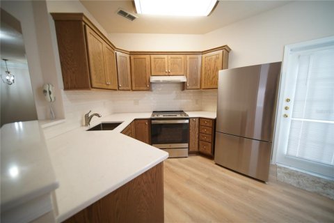 Copropriété à vendre à Tampa, Floride: 3 chambres, 137.12 m2 № 1808192 - photo 21