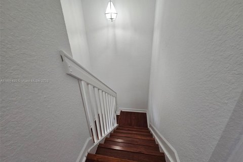 Touwnhouse à louer à Homestead, Floride: 3 chambres, 135.27 m2 № 1946190 - photo 22