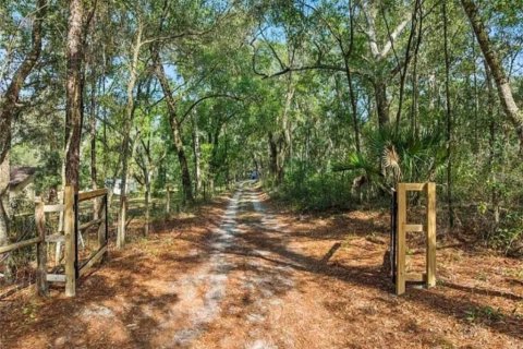 Villa ou maison à vendre à Lady Lake, Floride: 3 chambres, 179.39 m2 № 2344579 - photo 30