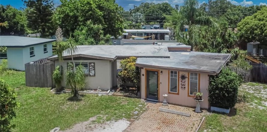 Villa ou maison à Largo, Floride 2 chambres, 99.87 m2 № 1786013