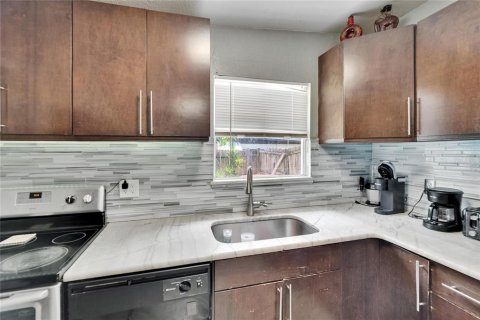 Villa ou maison à vendre à Largo, Floride: 2 chambres, 99.87 m2 № 1786013 - photo 15