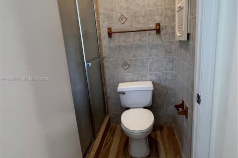 Villa ou maison à louer à Coral Springs, Floride: 4 chambres, 174.01 m2 № 1986454 - photo 12