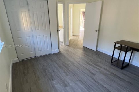 Villa ou maison à louer à Coral Springs, Floride: 4 chambres, 174.01 m2 № 1986454 - photo 23