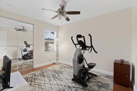 Купить виллу или дом в Уэст-Палм-Бич, Флорида 4 комнаты, 211.63м2, № 1982971 - фото 28