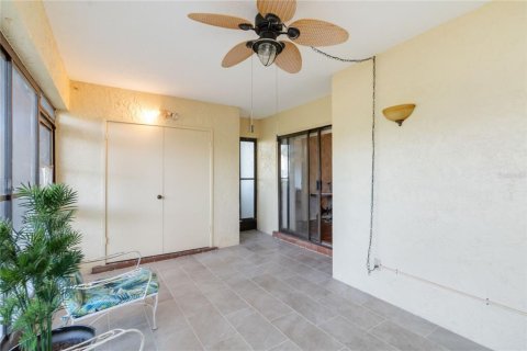 Condo in Altamonte Springs, Florida, 3 bedrooms  № 1745492 - photo 23