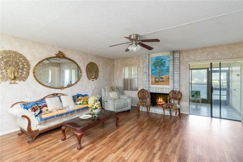 Condo in Altamonte Springs, Florida, 3 bedrooms  № 1745492 - photo 5