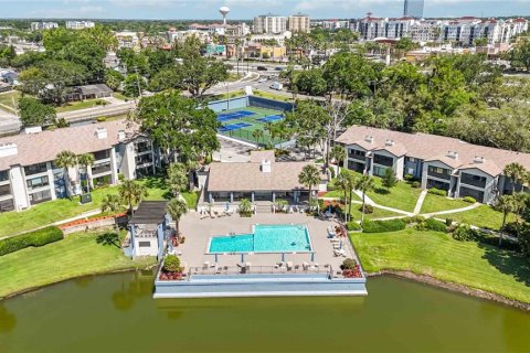 Condo in Altamonte Springs, Florida, 3 bedrooms  № 1745492 - photo 26