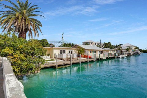 Villa ou maison à vendre à Marathon, Floride: 2 chambres, 83.61 m2 № 2082250 - photo 30