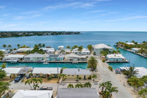 Villa ou maison à vendre à Marathon, Floride: 2 chambres, 83.61 m2 № 2082250 - photo 18