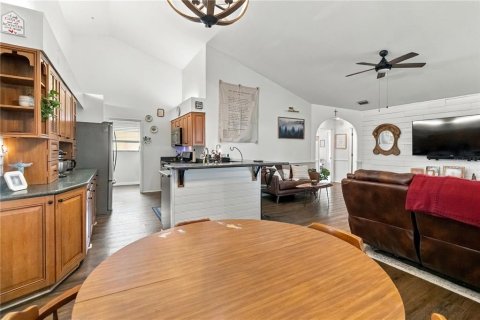 Casa en venta en Rockledge, Florida, 4 dormitorios, 178.19 m2 № 2425528 - foto 12