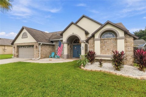 Casa en venta en Rockledge, Florida, 4 dormitorios, 178.19 m2 № 2425528 - foto 3