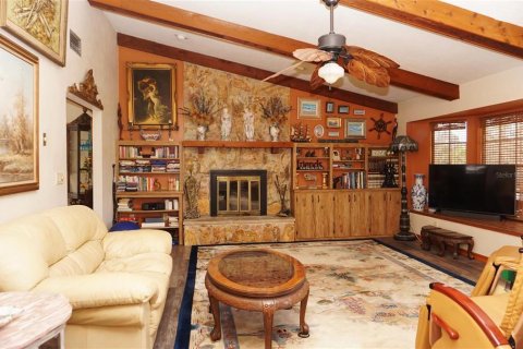 House in Dunnellon, Florida 3 bedrooms, 218.51 sq.m. № 1582557 - photo 10