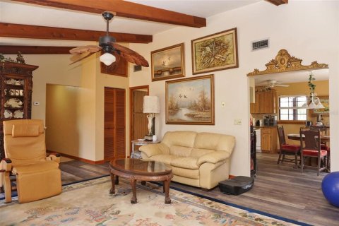 House in Dunnellon, Florida 3 bedrooms, 218.51 sq.m. № 1582557 - photo 13
