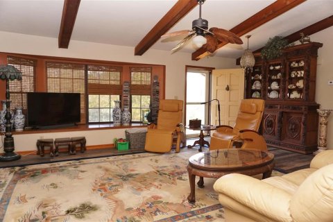 House in Dunnellon, Florida 3 bedrooms, 218.51 sq.m. № 1582557 - photo 11