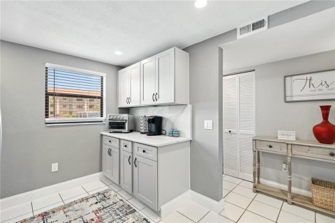 Condo in Punta Gorda, Florida, 2 bedrooms  № 1873346 - photo 7