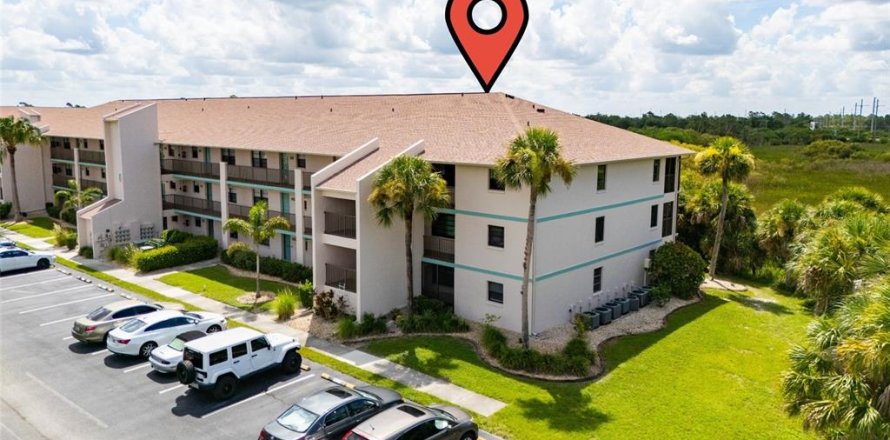 Condo in Punta Gorda, Florida, 2 bedrooms № 1873346