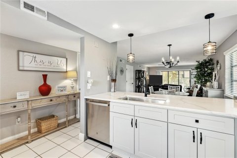 Condo in Punta Gorda, Florida, 2 bedrooms  № 1873346 - photo 9