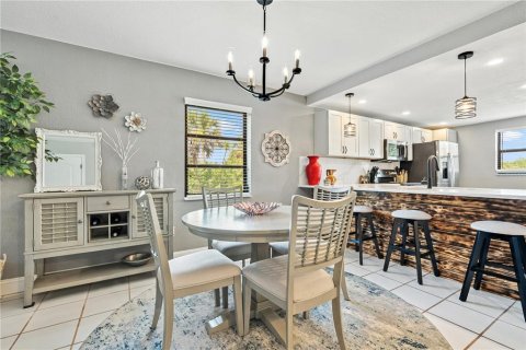 Condo in Punta Gorda, Florida, 2 bedrooms  № 1873346 - photo 14