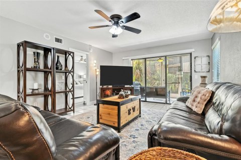 Condo in Punta Gorda, Florida, 2 bedrooms  № 1873346 - photo 19