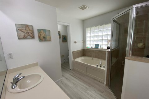 Villa ou maison à vendre à Royal Palm Beach, Floride: 3 chambres, 167.41 m2 № 2411839 - photo 25