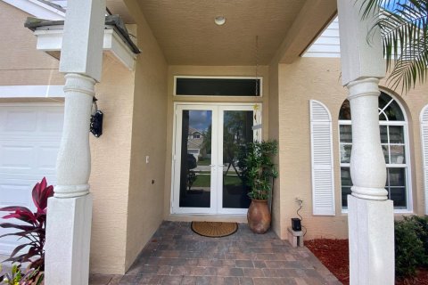 Villa ou maison à vendre à Royal Palm Beach, Floride: 3 chambres, 167.41 m2 № 2411839 - photo 4