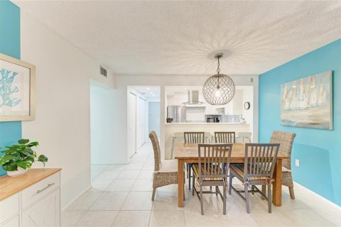 Condominio en venta en Sarasota, Florida, 2 dormitorios, 102.29 m2 № 2211542 - foto 18