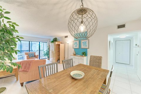 Condominio en venta en Sarasota, Florida, 2 dormitorios, 102.29 m2 № 2211542 - foto 16