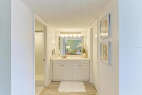 Condominio en venta en Sarasota, Florida, 2 dormitorios, 102.29 m2 № 2211542 - foto 23