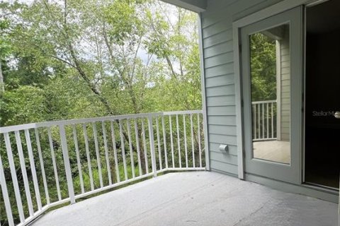 Condo in Gainesville, Florida, 3 bedrooms  № 2212888 - photo 27