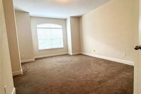 Condo in Gainesville, Florida, 3 bedrooms  № 2212888 - photo 12