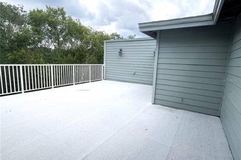 Condo in Gainesville, Florida, 3 bedrooms  № 2212888 - photo 5