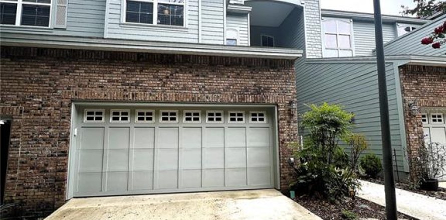 Condo in Gainesville, Florida, 3 bedrooms  № 2212888