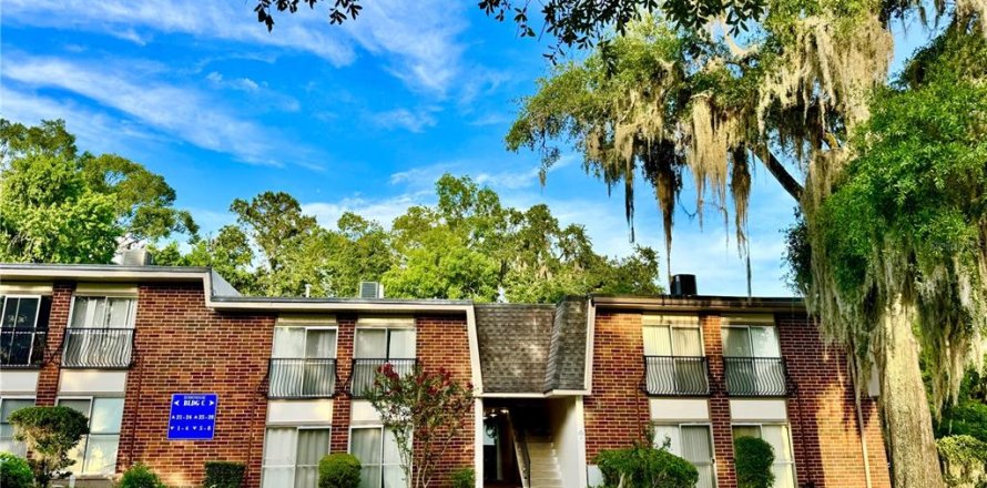 Condominio en Gainesville, Florida, 2 dormitorios № 1781020