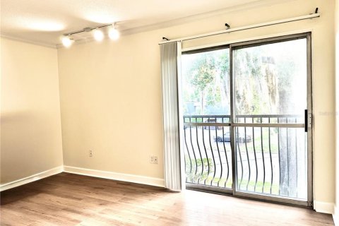Condominio en venta en Gainesville, Florida, 2 dormitorios, 70.14 m2 № 1781020 - foto 4