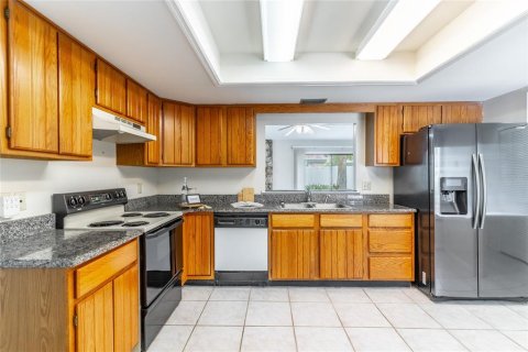 Casa en venta en Altamonte Springs, Florida, 3 dormitorios, 174.84 m2 № 1919568 - foto 7